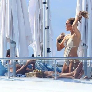 Jennifer Lopez, 54, and the Buzz Surrounding Her Personal Life: New Romance or Just Speculation? Jennifer Lopez, 54, and the Buzz Surrounding Her Personal Life: New Romance or Just Speculation?