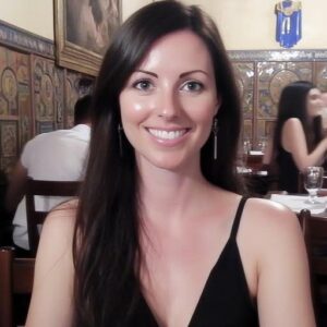 A Woman Hid Her Son During a Date to Impress the Man—But She Regretted It A Woman Hid Her Son During a Date to Impress the Man—But She Regretted It