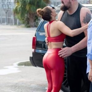 Jennifer Lopez.. Jennifer Lopez..
