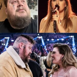 Jelly Roll gets emotional as Kelly Clarkson covers his song