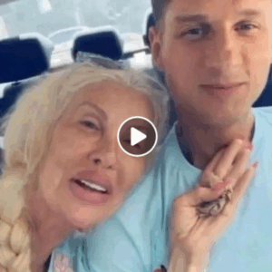 My 72-Year-Old Grandma Was Kicked out of Luxury Restaurant – Her Return Few Days Later Left Waiter Pale My 72-Year-Old Grandma Was Kicked out of Luxury Restaurant – Her Return Few Days Later Left Waiter Pale