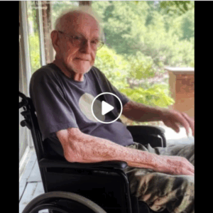 My Disabled Neighbor Lived in Isolation — What I Did One Day Brought the First Smile to His Face My Disabled Neighbor Lived in Isolation — What I Did One Day Brought the First Smile to His Face