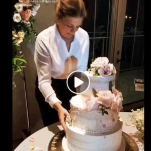 “After Mocking My Effort to Make My Own Wedding Cake, My MIL Took Credit for It During Her Speech “After Mocking My Effort to Make My Own Wedding Cake, My MIL Took Credit for It During Her Speech