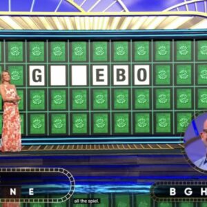 ‘Wheel of Fortune’ Contestant Stuns Audience by Solving ‘Easy’ Puzzle and Winning ,000 ‘Wheel of Fortune’ Contestant Stuns Audience by Solving ‘Easy’ Puzzle and Winning ,000