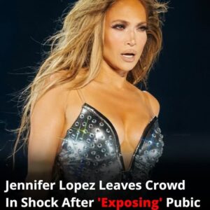 Jennifer Lopez Stuns Crowd After Nearly ‘Exposing’ Pubic Area On Stage Jennifer Lopez Stuns Crowd After Nearly ‘Exposing’ Pubic Area On Stage