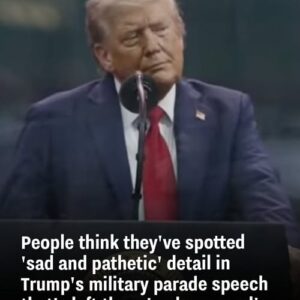 Viewers claim they noticed a “sad and awkward” detail in Trump’s speech that sparked secondhand embarrassment Viewers claim they noticed a “sad and awkward” detail in Trump’s speech that sparked secondhand embarrassment