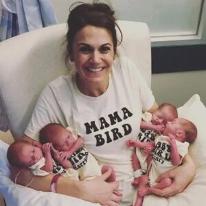 Mom Gives Birth to Quadruplets, Doctor Amazed by Their Faces: A 1 in 11 Million Chance Mom Gives Birth to Quadruplets, Doctor Amazed by Their Faces: A 1 in 11 Million Chance