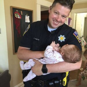 I DIDN’T PLAN TO BE A DAD THAT DAY—BUT SHE CHOSE ME I DIDN’T PLAN TO BE A DAD THAT DAY—BUT SHE CHOSE ME
