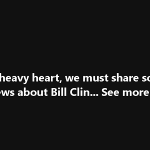 Bill Clinton with tears in their eyes make the sad announcement… Bill Clinton with tears in their eyes make the sad announcement…