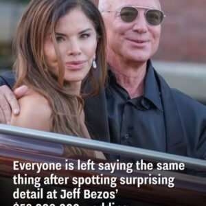 After noticing a surprising detail at Jeff Bezos’  million wedding, everyone had the same reaction.