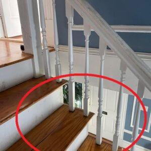 What a lone upside-down baluster reveals about a house What a lone upside-down baluster reveals about a house