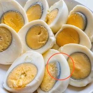 Why does a green ring appear around hard-boiled eggs? Why does a green ring appear around hard-boiled eggs?
