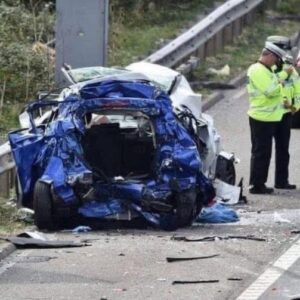 Police found the body of a 34-year-old woman, crushed in a car accident. They took her phone, but what they saw when they opened her Facebook page left them speechless! Here’s the last thing she did before she died: Check the comments below Police found the body of a 34-year-old woman, crushed in a car accident. They took her phone, but what they saw when they opened her Facebook page left them speechless! Here’s the last thing she did before she died: Check the comments below