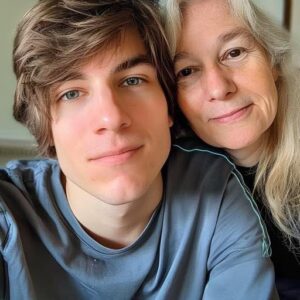 When My Stepson’s Fiancée Said ‘Only Real Moms Get a Seat in the Front,’ I Stayed in the Back—Then My Son Surprised Me”