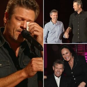 Tears and Goosebumps: Blake Shelton Leads 20,000 Fans in Singing Randy Travis’s “Forever and Ever, Amen” as Travis Watches On!
