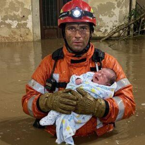 My Cousin Said He Found This Baby During The Flood—But The Building Was Completely Sealed My Cousin Said He Found This Baby During The Flood—But The Building Was Completely Sealed