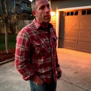 My Husband of 12 Years Started Locking Himself in the Garage – When I Finally Broke the Lock, I Realized I Never Really Knew Him My Husband of 12 Years Started Locking Himself in the Garage – When I Finally Broke the Lock, I Realized I Never Really Knew Him
