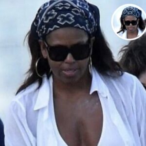 Michelle Obama Turns Heads Over ‘Weekend Outfit’, Some Call It ‘Inappropriate’ Michelle Obama Turns Heads Over ‘Weekend Outfit’, Some Call It ‘Inappropriate’