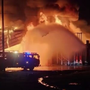 BREAKING NEWS. Maximum worldwide alert. The war begins…