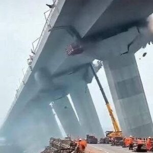 BREAKING: Devastating 7.7-Magnitude Earthquake Rocks Asia