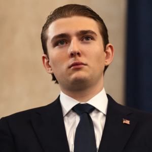 SAD NEWS 10 minutes ago in Los Angeles, Barron Trump was confirmed as…See more