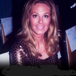 THE WOMAN WHO KEPT CAMELOT’S GRACE