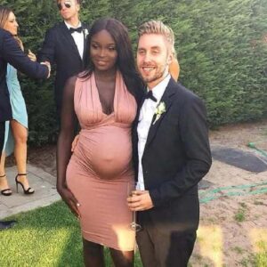 THE DARK-SKINNED MODEL AND THE BLUE-EYED BLOND HAD CHILDREN…