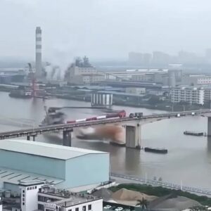 Moments from Disaster: Tanker Caught Under