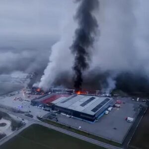 A few hours ago a big fire broke out in M