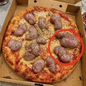 I ordered a pizza in the evening. The delivery driver brought it to me.
