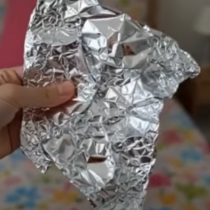 Put aluminum foil under the pillow before going to bed: what happens… See more