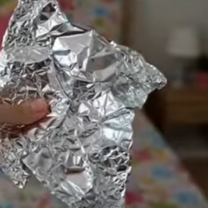 Put aluminum foil under the pillow before going to bed: what happens… See more