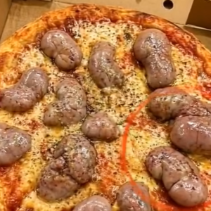I ordered a pizza in the evening. The delivery driver brought it to me.