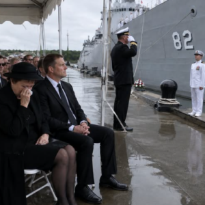 My Family Mocked Me at My Brother’s Trident Ceremony — Then the SEAL Commander Stopped and Saluted Me